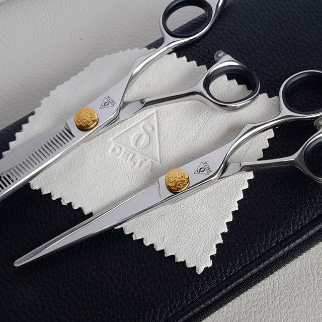 Top view zoomed of Delta 30 Tooth Blender Dog Grooming Scissors